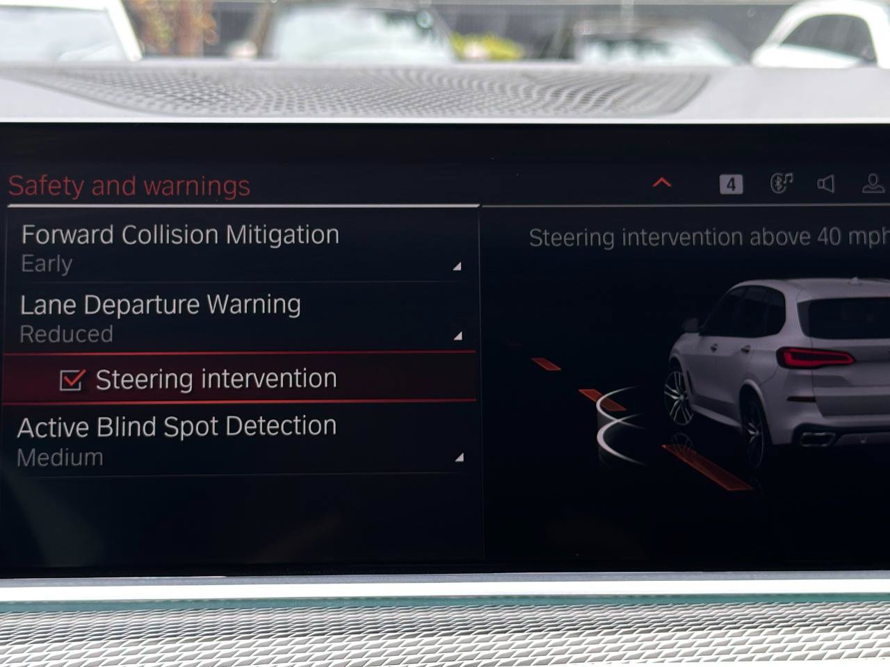Used 2022 BMW X5 xDrive40i w/ M Sport Package AWD/4WD image 40