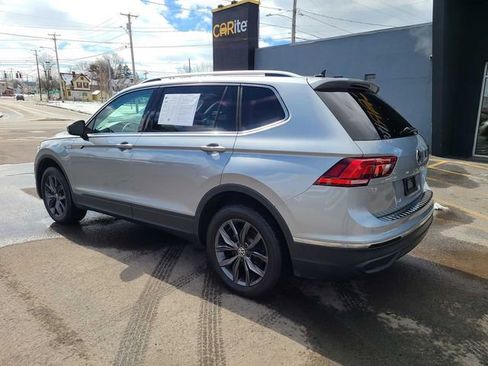 Used 2024 Volkswagen Tiguan SE image 9