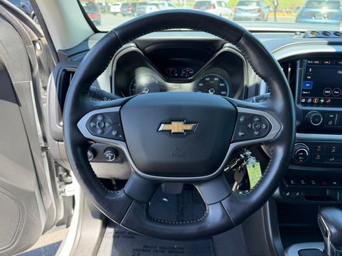 Used 2022 Chevrolet Colorado ZR2 AWD/4WD image 17