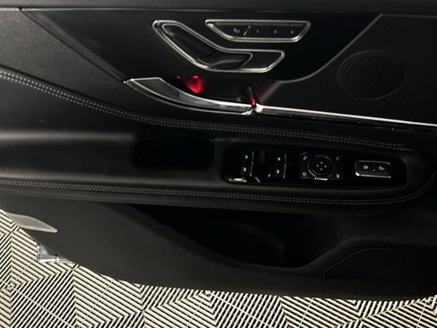 Used 2024 Lincoln Corsair Reserve w/ Equipment Group 201A image 23