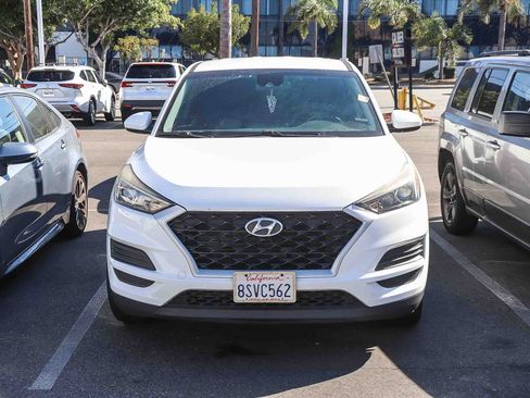 Used 2019 Hyundai Tucson SE image 2