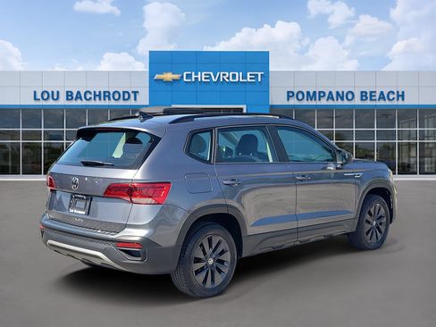 Used 2023 Volkswagen Taos S FWD image 3