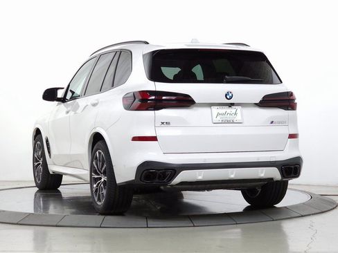 Used 2026 BMW X5 M60i image 5
