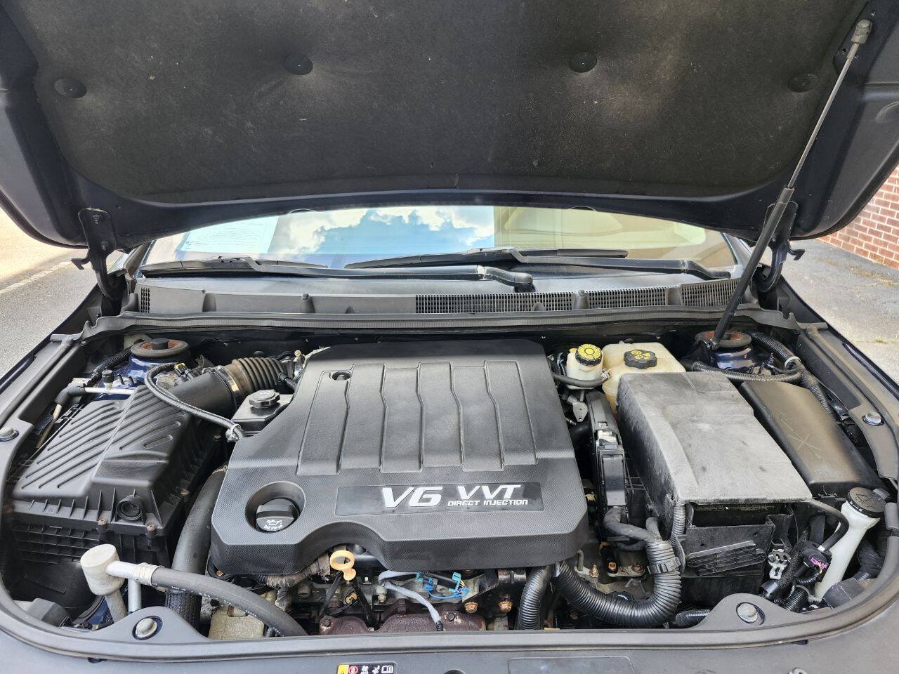 Used 2011 Buick LaCrosse CXL FWD image 19