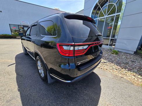 Used 2018 Dodge Durango SXT w/ Quick Order Package 2BB AWD/4WD image 4