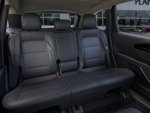 New 2026 Lincoln Nautilus Reserve w/ Jet Appearance Package image 11