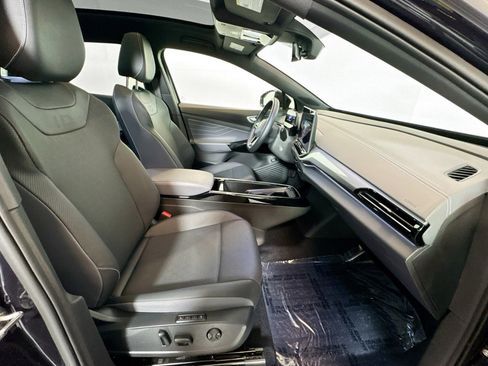 Used 2024 Volkswagen ID.4 Pro S image 26