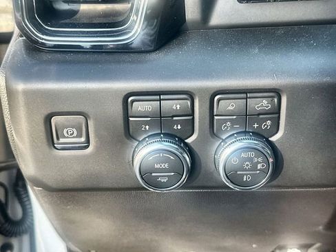 New 2026 GMC Sierra 1500 AT4X image 18