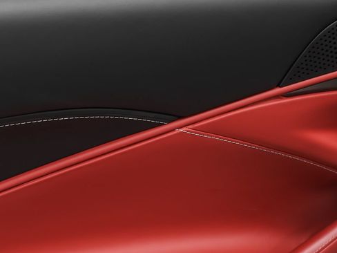 Certified 2025 Ferrari Roma Spider RWD image 78