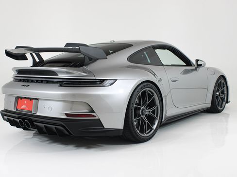 Used 2024 Porsche 911 GT3 RWD image 7