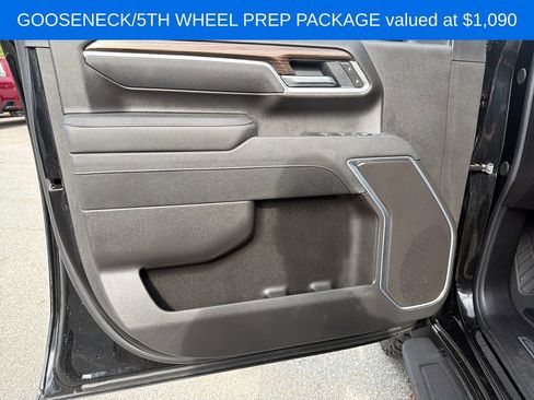 Used 2026 Chevrolet Silverado 2500 LT w/ Trail Boss Package AWD/4WD image 11