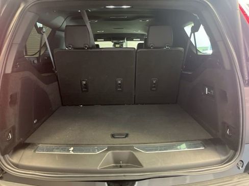 Certified 2024 Cadillac Escalade ESV Luxury image 16