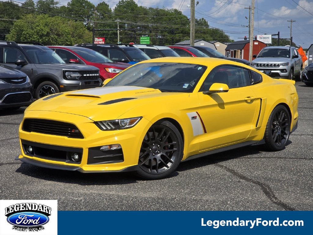 Used 2017 Ford Mustang GT Premium w/ GT Performance Package RWD image 1