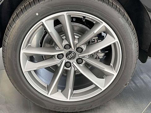 New 2025 Audi Q3 2.0T Premium image 13