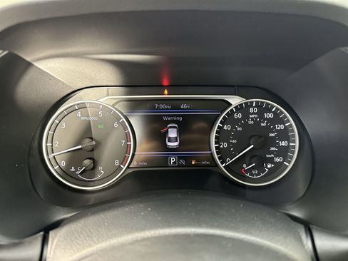 Used 2025 Nissan Sentra SV image 16