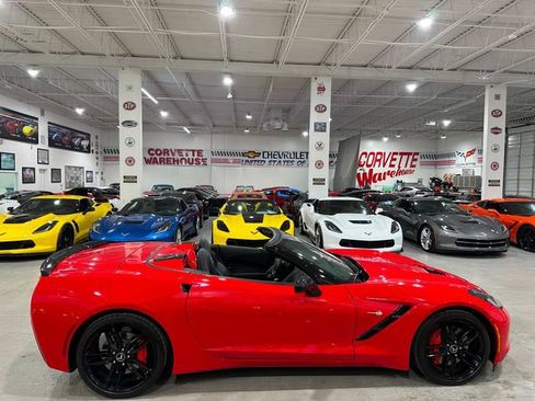 Used 2014 Chevrolet Corvette Stingray Convertible w/ 2LT Preferred Equipment Group RWD image 5