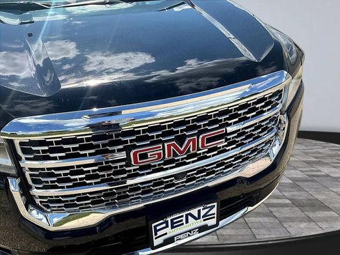 Used 2023 GMC Acadia Denali w/ Black Diamond Edition AWD/4WD image 36