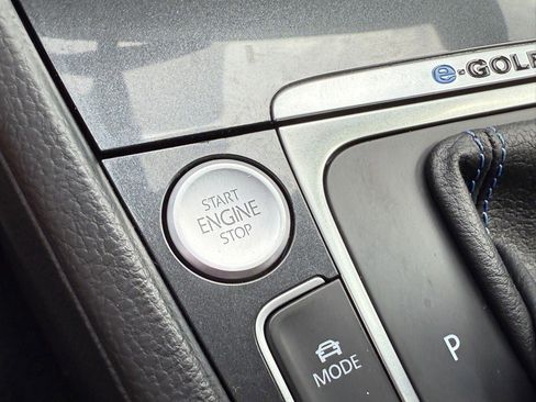 Used 2019 Volkswagen e-Golf SE w/ Driver Assistance Package image 23