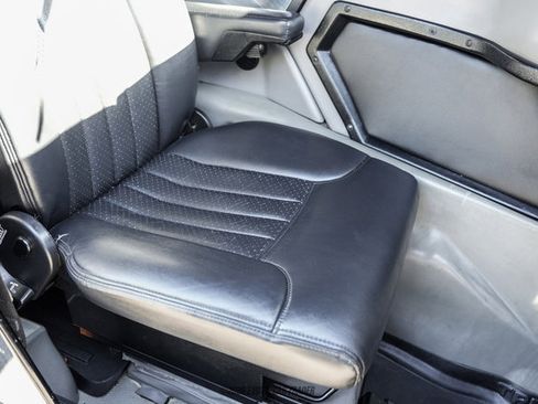 Used 2003 HUMMER H1 4-Door Open Top AWD/4WD image 63