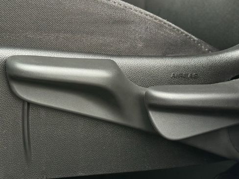 Used 2018 Chevrolet Malibu LS image 22