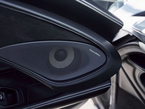 Used 2020 McLaren 570S Coupe image 37