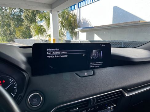 Used 2025 MAZDA CX-90 3.3 Turbo w/ Preferred Package image 31