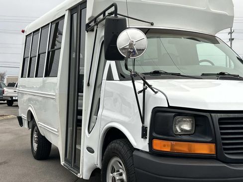 Used 2004 GMC Savana 3500 w/ School Bus Package image 11