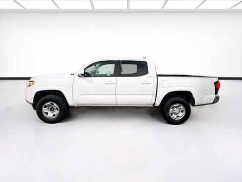Used 2023 Toyota Tacoma SR5 RWD image 20