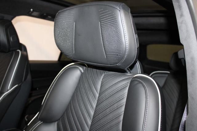 Certified 2026 Cadillac Vistiq Sport w/ LPO, Floor Liner Package AWD/4WD image 10