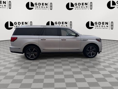 Used 2019 Lincoln Navigator L Reserve AWD/4WD image 9