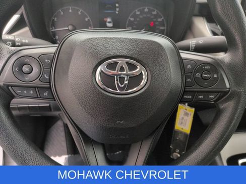 Used 2024 Toyota Corolla LE FWD image 11