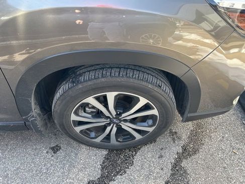 Used 2020 Subaru Forester Limited w/ Popular Package #3 image 15