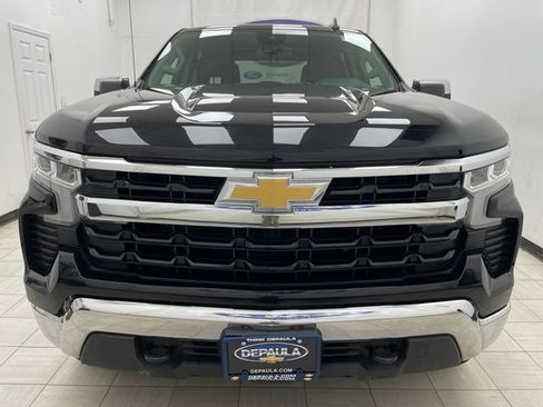 Used 2022 Chevrolet Silverado 1500 LT AWD/4WD image 19
