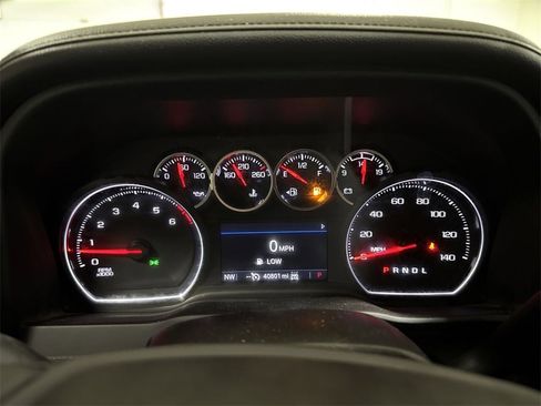 Used 2022 Chevrolet Silverado 2500 LTZ w/ LTZ Convenience Package image 11