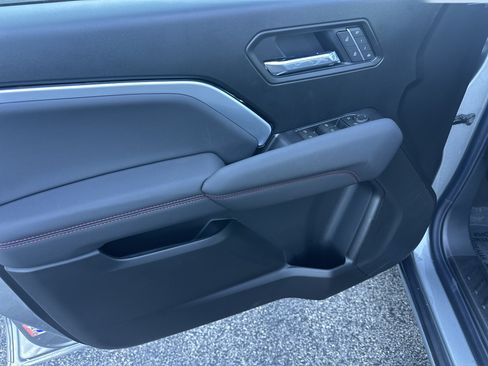 New 2026 Chevrolet Colorado Z71 w/ Technology Package AWD/4WD image 9