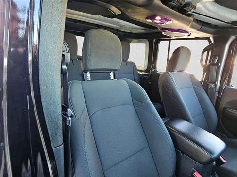 Used 2021 Jeep Wrangler Unlimited Sport image 21