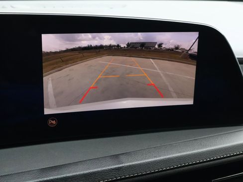 Used 2024 Cadillac XT4 Luxury w/ Cold Weather Package image 34