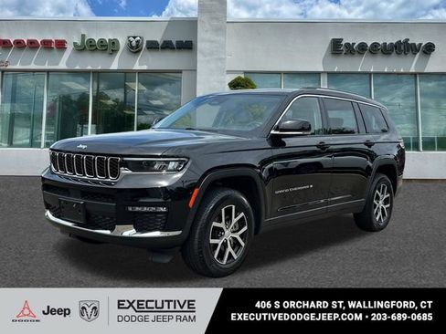 Used 2023 Jeep Grand Cherokee L Limited AWD/4WD image 1