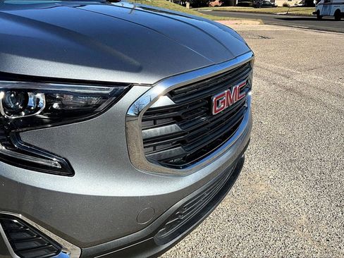 Used 2021 GMC Terrain SLE w/ Driver Convenience Package image 30