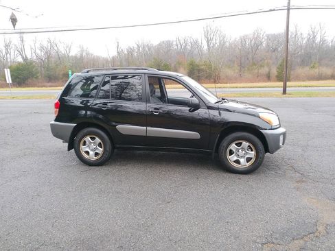 Used 2002 Toyota RAV4 4WD image 6