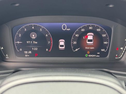 Certified 2025 Honda Accord SE image 20