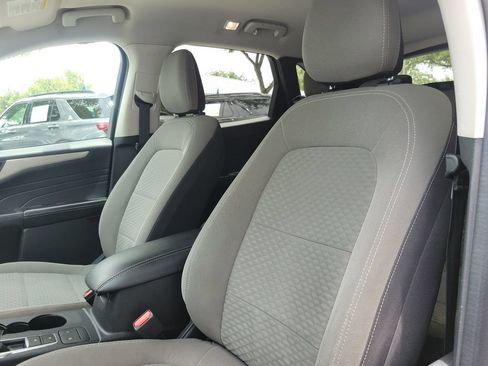 Used 2022 Ford Escape SE FWD image 13