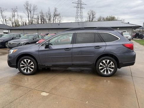 Used 2016 Subaru Outback 2.5i Limited AWD/4WD image 5