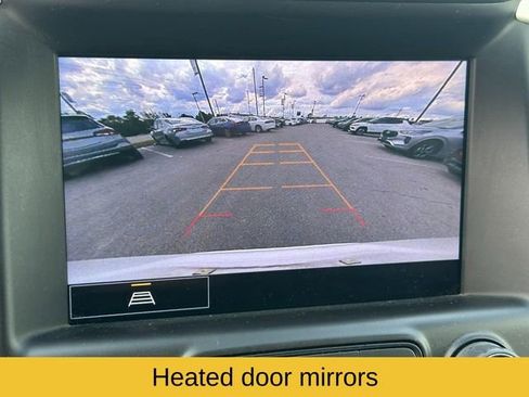 Used 2023 GMC Terrain SLT image 27