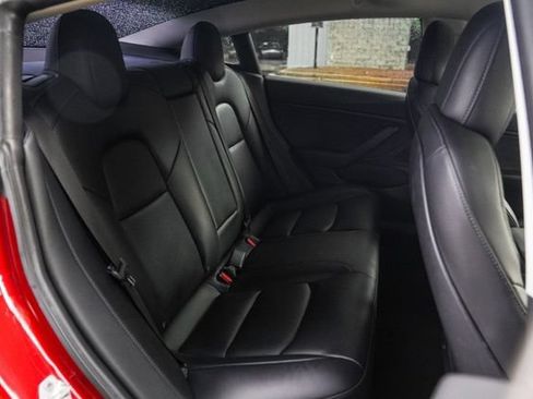 Used 2019 Tesla Model 3 Standard Range RWD image 39