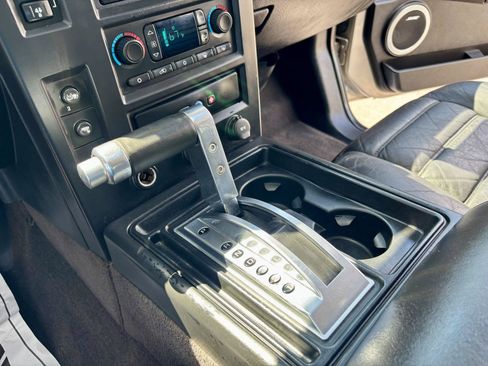 Used 2005 HUMMER H2 w/ Preferred Equipment Group AWD/4WD image 27