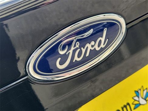 Used 2020 Ford Fusion SEL image 29