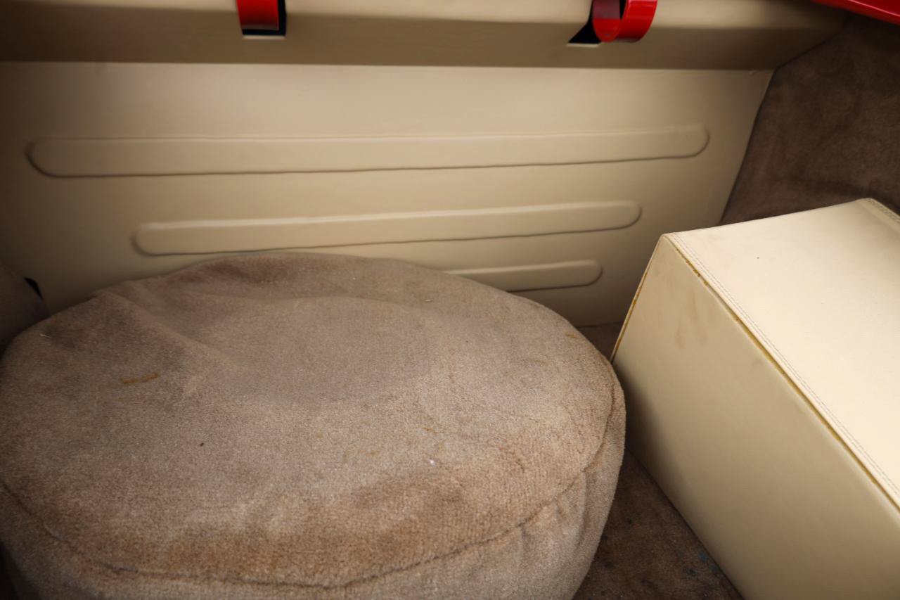 Used 1990 Chevrolet Corvette Coupe RWD image 70