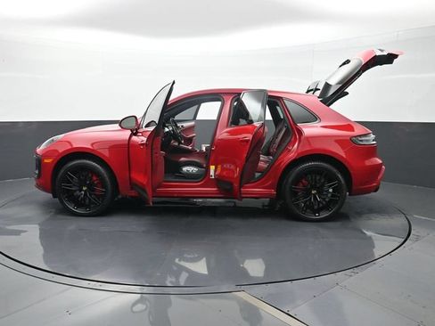 Certified 2023 Porsche Macan GTS AWD/4WD image 28