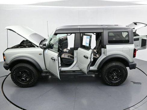 Used 2024 Ford Bronco Wildtrak AWD/4WD image 49
